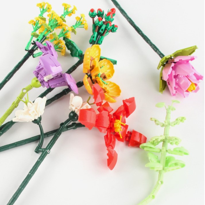 Intelligent Small Particle Assembly Building Blocks in the Shape of Flowers, Compatible with Realistic Everlasting Flowers, Best Birthday and Christmas Gift