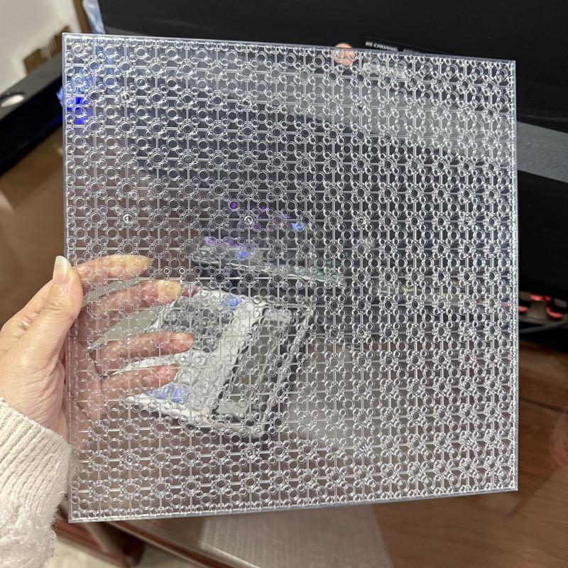 Compatible With 32*32 Small-Particle Base Plates, Transparent Double-Sided Base Plates, And Moc Accessory Transparent Base Plates